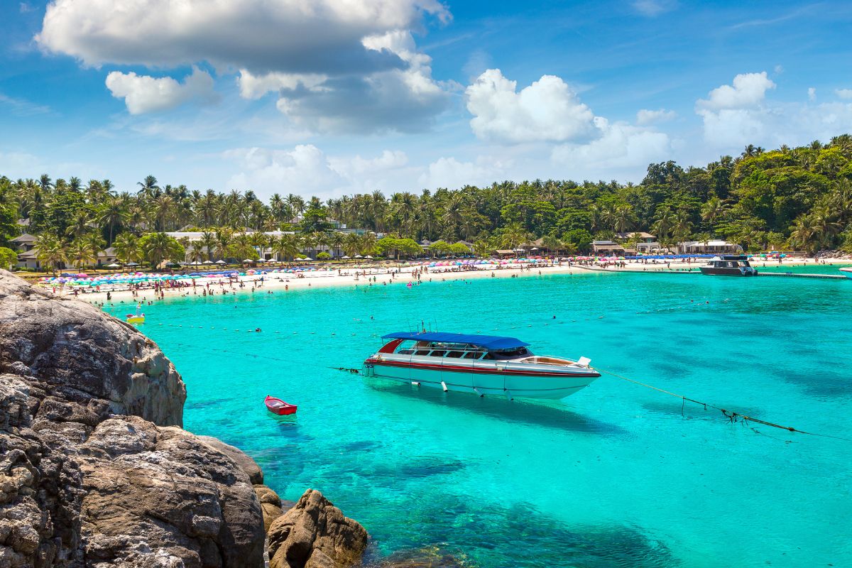 Racha & Coral Island