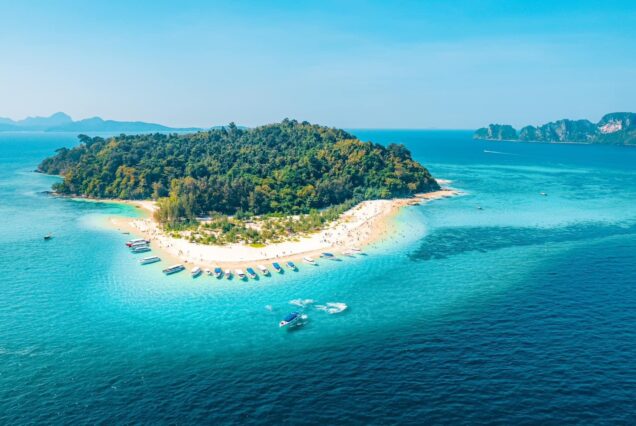 PHI PHI BAMBOO MAYA ISLANDS SPEEDBOAT ADVENTURE